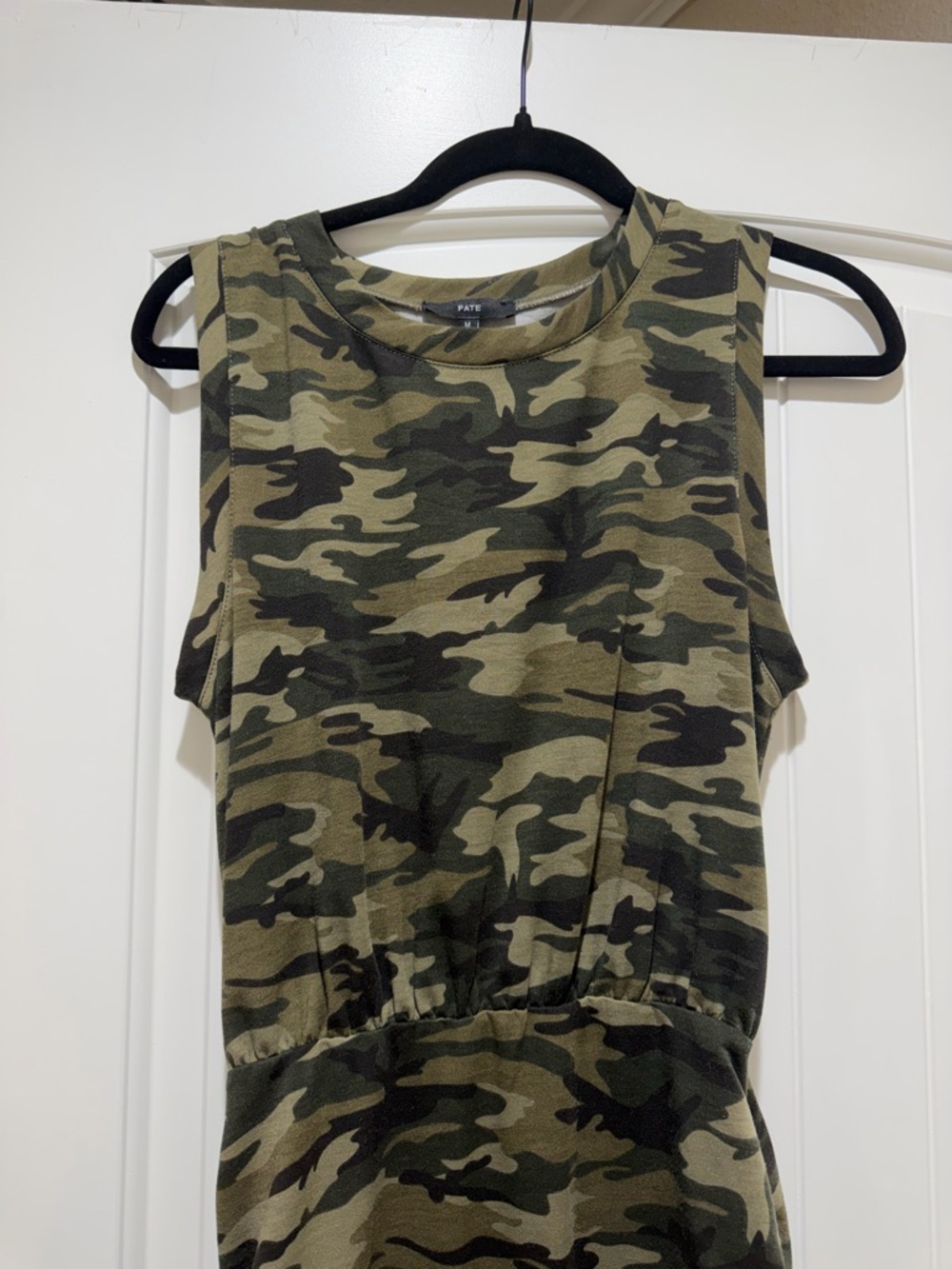 Pate Camo Sleeveless Women’s Top - Olive Green